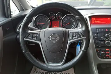 OPEL ASTRA J Sports Tourer 2.0 CDTI Cosmo Silver Lake Metallic +1.Mo-i Tulaj +Vezérlés csere +3X-s GARANCIA !!