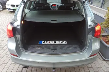 OPEL ASTRA J Sports Tourer 2.0 CDTI Cosmo Silver Lake Metallic +1.Mo-i Tulaj +Vezérlés csere +3X-s GARANCIA !!