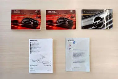 OPEL ASTRA J Sports Tourer 2.0 CDTI Cosmo Silver Lake Metallic +1.Mo-i Tulaj +Vezérlés csere +3X-s GARANCIA !!