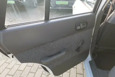 SUZUKI SWIFT 1.0 GL Bright White +Eredeti Magyar Autó +3X-s GARANCIA !!