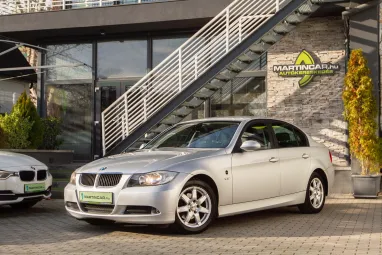 BMW 318i Advantage Titansilber FULL NAGY SZERVÍZ +3X-s GARANCIA !!