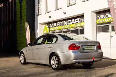 BMW 318i Advantage Titansilber FULL NAGY SZERVÍZ +3X-s GARANCIA !!