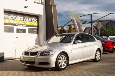 BMW 318i Advantage Titansilber FULL NAGY SZERVÍZ +3X-s GARANCIA !!