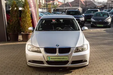 BMW 318i Advantage Titansilber FULL NAGY SZERVÍZ +3X-s GARANCIA !!