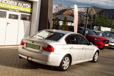 BMW 318i Advantage Titansilber FULL NAGY SZERVÍZ +3X-s GARANCIA !!