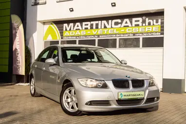 BMW 318i Advantage Titansilber FULL NAGY SZERVÍZ +3X-s GARANCIA !!