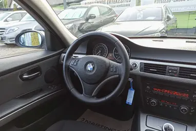 BMW 318i Advantage Titansilber FULL NAGY SZERVÍZ +3X-s GARANCIA !!