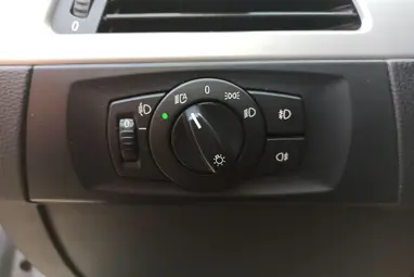 BMW 318i Advantage Titansilber FULL NAGY SZERVÍZ +3X-s GARANCIA !!