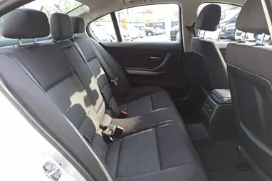 BMW 318i Advantage Titansilber FULL NAGY SZERVÍZ +3X-s GARANCIA !!