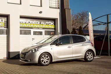 PEUGEOT 208 1.6 e-HDi Style Aluminium Grau Edition +110 Ekm !! +Friss Vizsga +3X-s GARANCIA !!