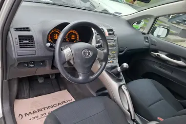 TOYOTA AURIS 1.6 Silver Metallic +Megbízható Japán benzines +3X-s GARANCIA!!