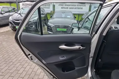 TOYOTA AURIS 1.6 Silver Metallic +Megbízható Japán benzines +3X-s GARANCIA!!