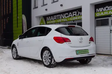 OPEL ASTRA J 1.4 T Sport Jubilaum Schneeweiss +Első Tulajdonostól +Keveset futott +3X-s GARANCIA !!