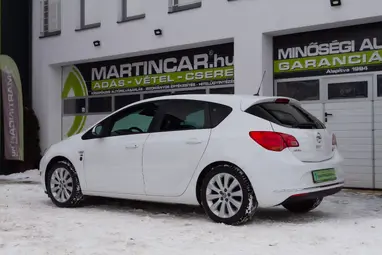OPEL ASTRA J 1.4 T Sport Jubilaum Schneeweiss +Első Tulajdonostól +Keveset futott +3X-s GARANCIA !!