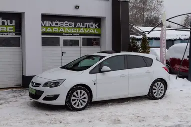 OPEL ASTRA J 1.4 T Sport Jubilaum Schneeweiss +Első Tulajdonostól +Keveset futott +3X-s GARANCIA !!