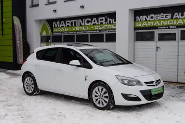 OPEL ASTRA J 1.4 T Sport Jubilaum Schneeweiss +Első Tulajdonostól +Keveset futott +3X-s GARANCIA !!