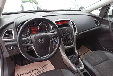 OPEL ASTRA J 1.4 T Sport Jubilaum Schneeweiss +Első Tulajdonostól +Keveset futott +3X-s GARANCIA !!