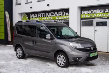 FIAT DOBLO Dobló Panorama 1.4 16V Pop (7 személyes ) Electroclash Grey+Sporty RED +Eredeti Magyar Autó +3X-s GARANCIA!!