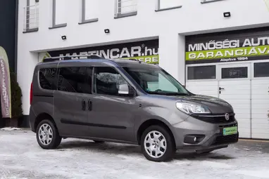 FIAT DOBLO Dobló Panorama 1.4 16V Pop (7 személyes ) Electroclash Grey+Sporty RED +Eredeti Magyar Autó +3X-s GARANCIA!!