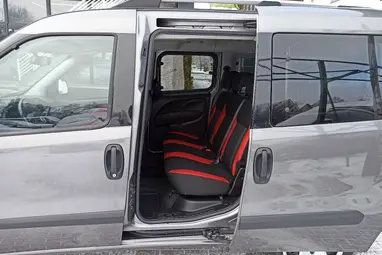 FIAT DOBLO Dobló Panorama 1.4 16V Pop (7 személyes ) Electroclash Grey+Sporty RED +Eredeti Magyar Autó +3X-s GARANCIA!!