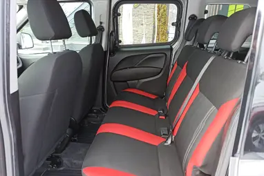 FIAT DOBLO Dobló Panorama 1.4 16V Pop (7 személyes ) Electroclash Grey+Sporty RED +Eredeti Magyar Autó +3X-s GARANCIA!!