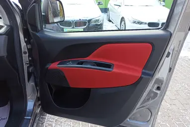 FIAT DOBLO Dobló Panorama 1.4 16V Pop (7 személyes ) Electroclash Grey+Sporty RED +Eredeti Magyar Autó +3X-s GARANCIA!!