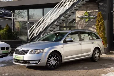 SKODA OCTAVIA Combi 1.6 CR TDI Ambition GREEN TEC +Gyári állapot +Szervizelt +3X-s GARANCIA !!