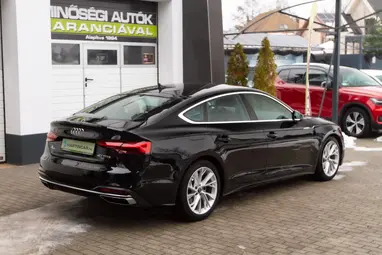 AUDI A5 Sportback 40 TFSI Advanced S-tronic Brilliant Black +Eredeti Magyar Autó +Mint az ÚJ +3X-s GARANCIA !!
