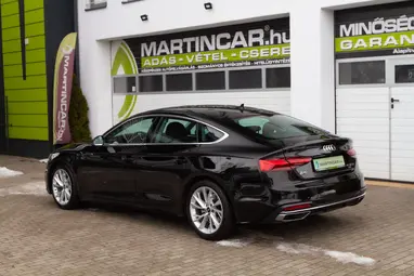 AUDI A5 Sportback 40 TFSI Advanced S-tronic Brilliant Black +Eredeti Magyar Autó +Mint az ÚJ +3X-s GARANCIA !!