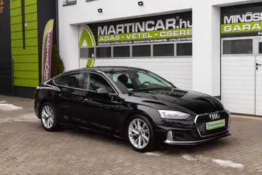 AUDI A5 Sportback 40 TFSI Advanced S-tronic Brilliant Black +Eredeti Magyar Autó +Mint az ÚJ +3X-s GARANCIA !!