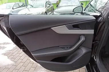 AUDI A5 Sportback 40 TFSI Advanced S-tronic Brilliant Black +Eredeti Magyar Autó +Mint az ÚJ +3X-s GARANCIA !!