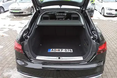AUDI A5 Sportback 40 TFSI Advanced S-tronic Brilliant Black +Eredeti Magyar Autó +Mint az ÚJ +3X-s GARANCIA !!