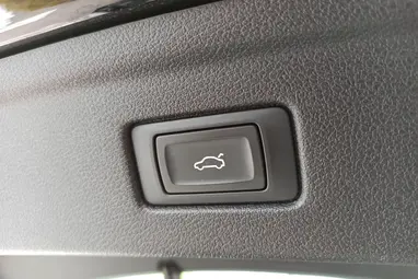 AUDI A5 Sportback 40 TFSI Advanced S-tronic Brilliant Black +Eredeti Magyar Autó +Mint az ÚJ +3X-s GARANCIA !!