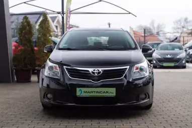 TOYOTA AVENSIS Wagon 2.0 D-4D Night Sky Black +Szép Gyárias Állapot +Friss Vizsga +3X-s GARANCIA !!