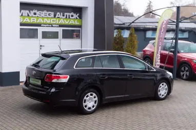 TOYOTA AVENSIS Wagon 2.0 D-4D Night Sky Black +Szép Gyárias Állapot +Friss Vizsga +3X-s GARANCIA !!