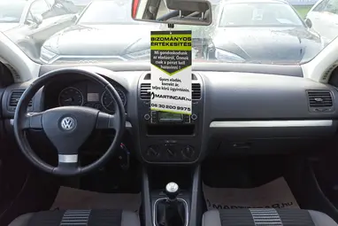 VOLKSWAGEN GOLF V 1.4 Atlanta Runout UNITED +Tornado Red +Full vez. Szervíz +Friss Vizsga +3X-s GARANCIA !!