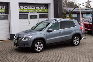 VOLKSWAGEN TIGUAN 2.0 CR TDI Sport&Style DSG 4Motion Slate Grey +Energy Cloth Design +Vez. Szervizkönyv +3X-s GARANCIA !!