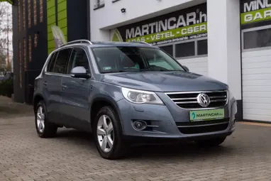 VOLKSWAGEN TIGUAN 2.0 CR TDI Sport&Style DSG 4Motion Slate Grey +Energy Cloth Design +Vez. Szervizkönyv +3X-s GARANCIA !!