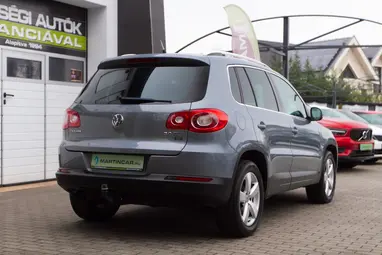 VOLKSWAGEN TIGUAN 2.0 CR TDI Sport&Style DSG 4Motion Slate Grey +Energy Cloth Design +Vez. Szervizkönyv +3X-s GARANCIA !!