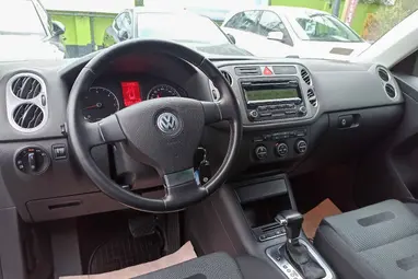 VOLKSWAGEN TIGUAN 2.0 CR TDI Sport&Style DSG 4Motion Slate Grey +Energy Cloth Design +Vez. Szervizkönyv +3X-s GARANCIA !!