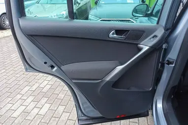 VOLKSWAGEN TIGUAN 2.0 CR TDI Sport&Style DSG 4Motion Slate Grey +Energy Cloth Design +Vez. Szervizkönyv +3X-s GARANCIA !!