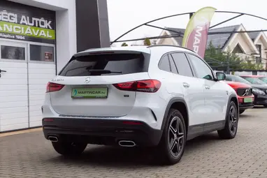 MERCEDES-BENZ GLA 250 e EQ Power AMG Line 8G-DCT Dig. White Metallic+80E-Km+Vez. Szervíz+Mo.-i 1 tulaj +Újszerű +AMG +3X-s GARANCIA !!