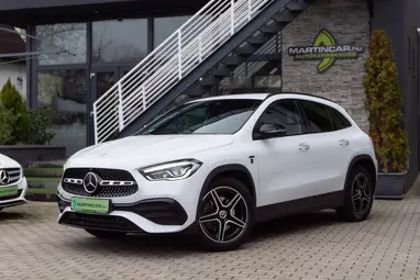 MERCEDES-BENZ GLA 250 e EQ Power AMG Line 8G-DCT Dig. White Metallic+80E-Km+Vez. Szervíz+Mo.-i 1 tulaj +Újszerű +AMG +3X-s GARANCIA !!