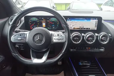 MERCEDES-BENZ GLA 250 e EQ Power AMG Line 8G-DCT Dig. White Metallic+80E-Km+Vez. Szervíz+Mo.-i 1 tulaj +Újszerű +AMG +3X-s GARANCIA !!