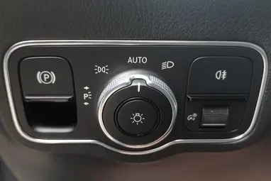 MERCEDES-BENZ GLA 250 e EQ Power AMG Line 8G-DCT Dig. White Metallic+80E-Km+Vez. Szervíz+Mo.-i 1 tulaj +Újszerű +AMG +3X-s GARANCIA !!