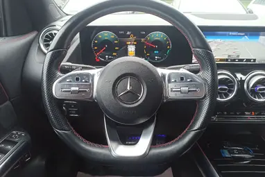 MERCEDES-BENZ GLA 250 e EQ Power AMG Line 8G-DCT Dig. White Metallic+80E-Km+Vez. Szervíz+Mo.-i 1 tulaj +Újszerű +AMG +3X-s GARANCIA !!