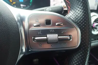 MERCEDES-BENZ GLA 250 e EQ Power AMG Line 8G-DCT Dig. White Metallic+80E-Km+Vez. Szervíz+Mo.-i 1 tulaj +Újszerű +AMG +3X-s GARANCIA !!