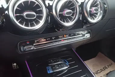 MERCEDES-BENZ GLA 250 e EQ Power AMG Line 8G-DCT Dig. White Metallic+80E-Km+Vez. Szervíz+Mo.-i 1 tulaj +Újszerű +AMG +3X-s GARANCIA !!