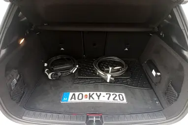 MERCEDES-BENZ GLA 250 e EQ Power AMG Line 8G-DCT Dig. White Metallic+80E-Km+Vez. Szervíz+Mo.-i 1 tulaj +Újszerű +AMG +3X-s GARANCIA !!