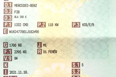 MERCEDES-BENZ GLA 250 e EQ Power AMG Line 8G-DCT Dig. White Metallic+80E-Km+Vez. Szervíz+Mo.-i 1 tulaj +Újszerű +AMG +3X-s GARANCIA !!